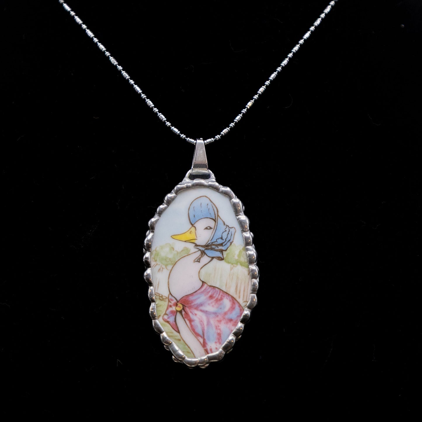 Goose figure Necklace
