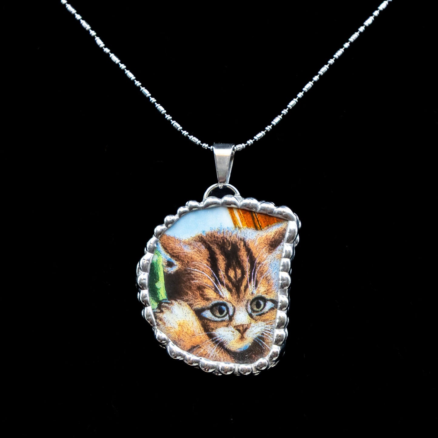Ceramic Kitten Necklace.
