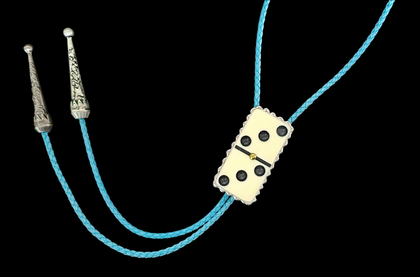 Domino Bolo
