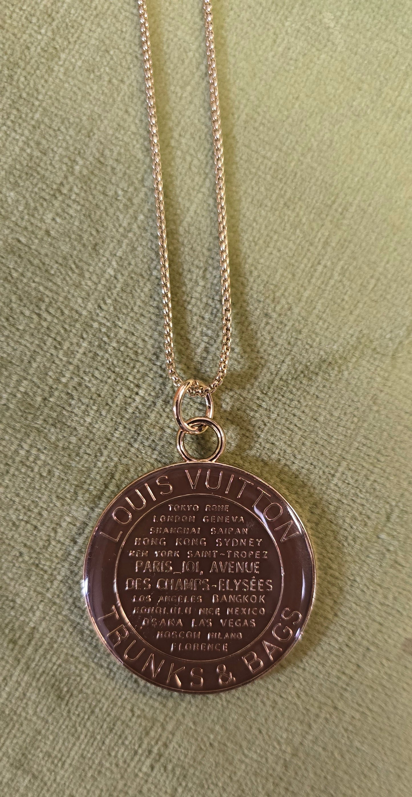 LV Brown Pendant Necklace